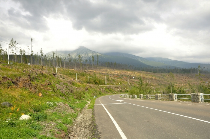 Zničené Tatry, cesta svobody u Vyšných Hágů